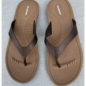 Okabashi Breeze flip flops, flexible strap, very comfortable, new, M/L, fits 8.5